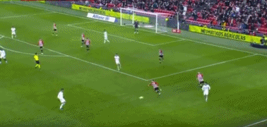 记者：杨希、向余望对阵韩国U22时大概率无法出场