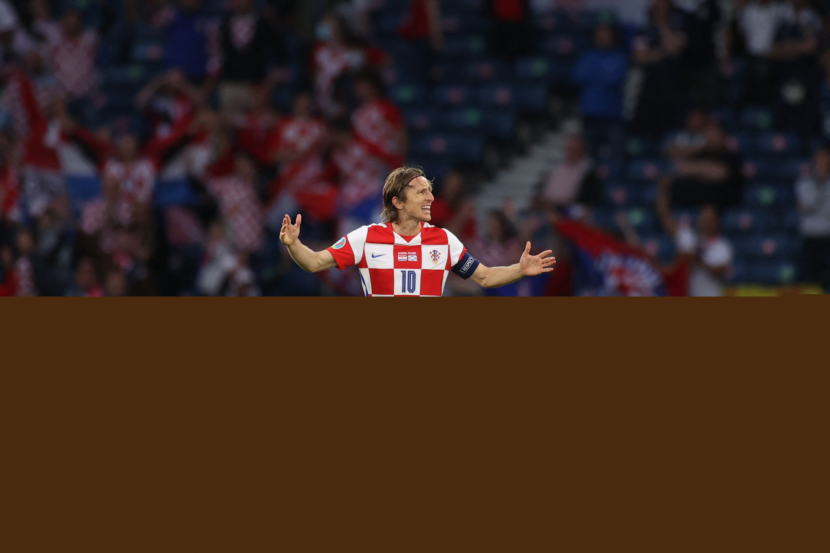 【2025中超总结之大连英博】打造亚洲第一主场