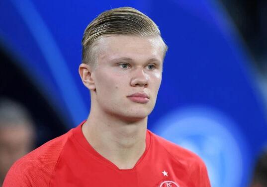 欧冠半场：卡尔进球被吹，凯恩中柱，拜仁暂0-0葡萄牙体育